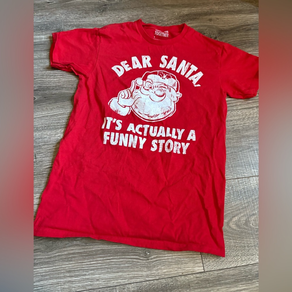 Christmas t-shirt men’s size small “Dear Santa it’s Actually a Funny Story”